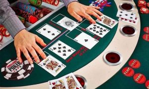 安全与服务并重,放心畅玩Poker